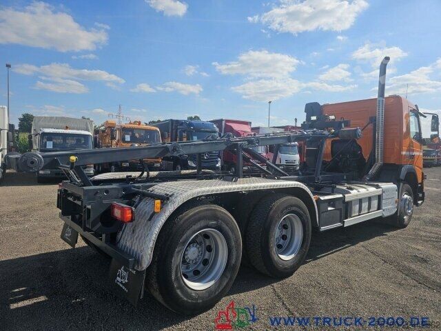 Φορτηγό γερανός roll-off Volvo FMX 420 6x4 Seil Abrollkipper nur 146.659 Km