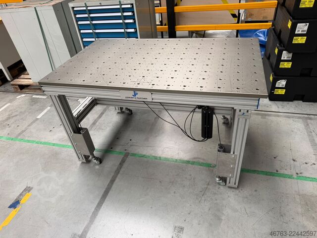 Welding table Junker&Partner Schweißtisch / Lochtisch
