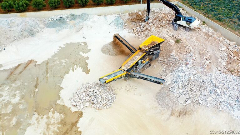 Tracked Scalping Screen FABO Tracked Screen Mobile Screening Plant FTB-1550