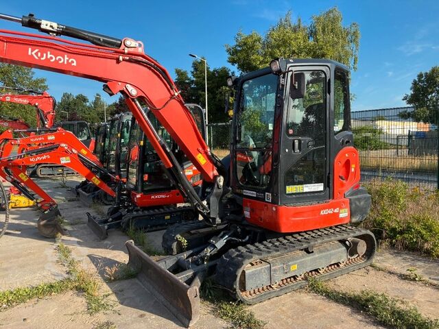 Miniescavatore KUBOTA KX042