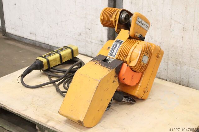 Láncos emelő kocsival 125 kg Balkancar BO 91M