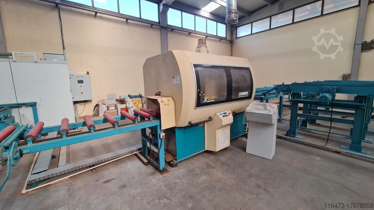 HORIZONTAAL ZAGEN VAN BOOMSTAMMEN LEDINEK X-CUT S190