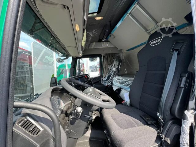 Timber transporter Iveco X-WAY 570 6x4 BL  Kurzholz-LKW Kran nach Wahl