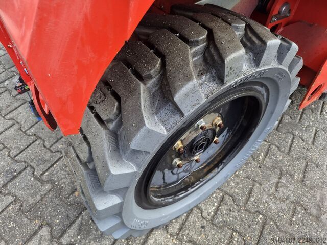 Scherenarbeitsbühne PB Lifttechnik S175-19E 4x4, Jaar 2015, 18 Meter