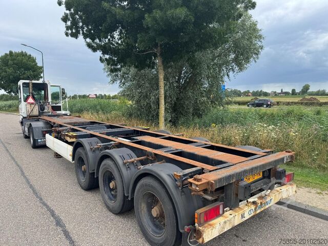 Containertransport Krone SDC 27 20-2x20-30-40-45FT No High Cube / BPW Ax...