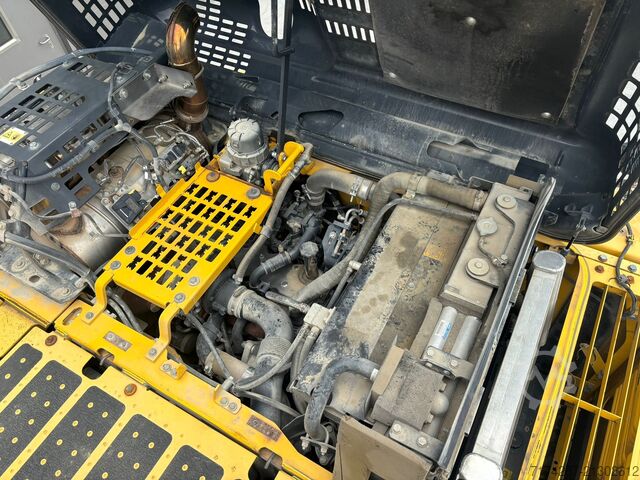 Raupenbagger Komatsu PC240NLC-11