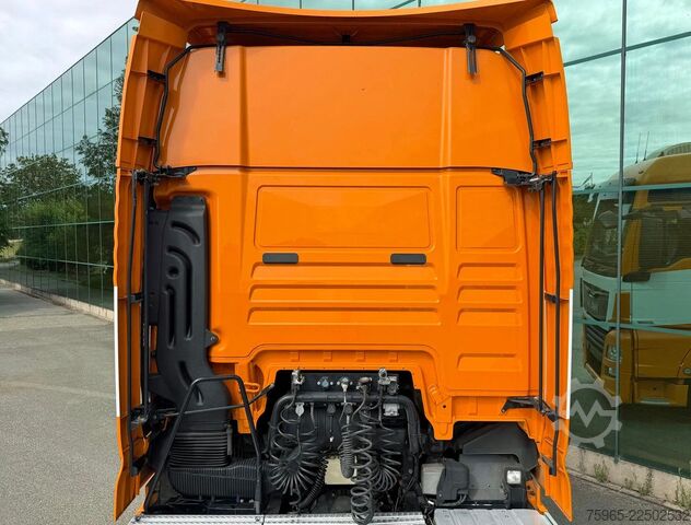Standaard trekker MAN TGX 18.420 FULL SPOILER 2x TANKS SMART TACHO2 PA