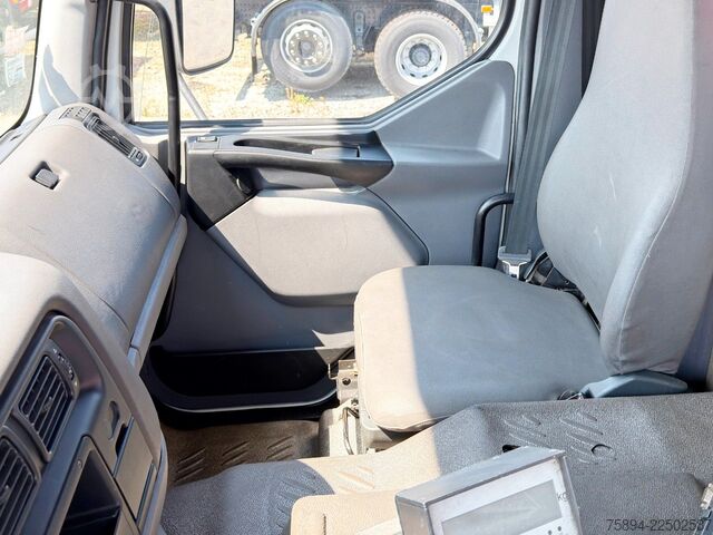 Kroghejselastbil RENAULT KERAX 370 DCI * ABROLLKIPPER 4,85 m * KRAN * 6x4