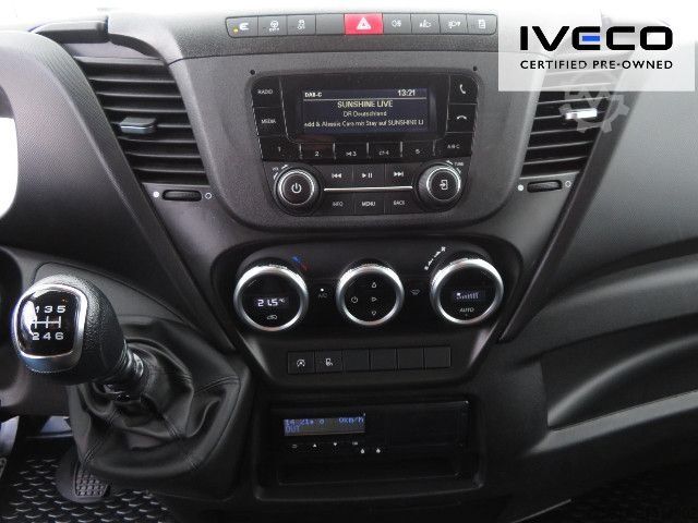 High top van IVECO Daily 35S16V Klima, AHK, PDC, lang + hoch