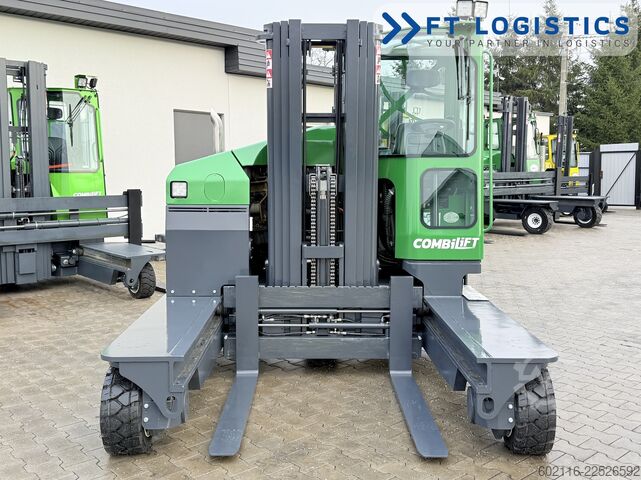 Wózek widłowy czterokierunkowy Combilift C4500 DIESEL TRIPLEX 4900 FREE LIFT