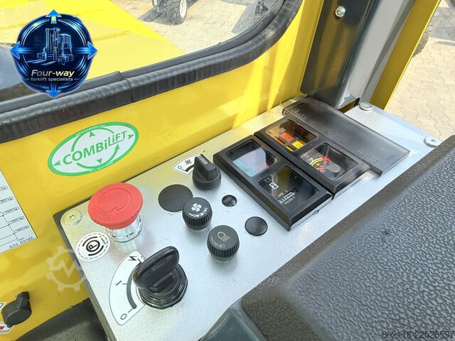 Wózek widłowy czterokierunkowy Combilift C3000 GAS TRIPLEX 6400 ONLY 953H CABIN