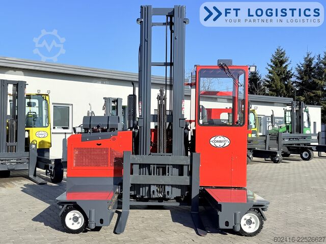 Wózek widłowy czterokierunkowy Combilift C3000GST GAS TRIPLEX 8300 FREE LIFT TOP1