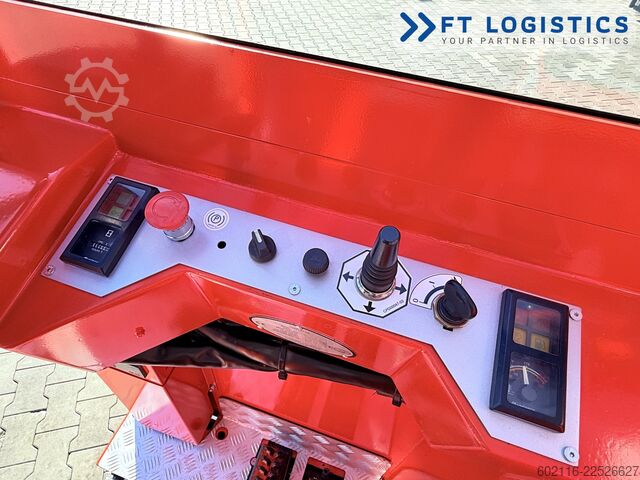 Wózek widłowy czterokierunkowy Combilift C3000GST GAS TRIPLEX 8300 FREE LIFT TOP1