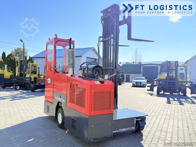 Wózek widłowy czterokierunkowy Combilift C3000GST GAS TRIPLEX 8300 FREE LIFT TOP1