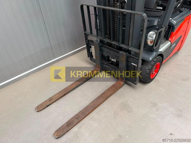 Gaffeltruck Linde E 12