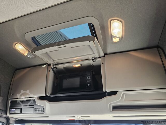 Standard-SZM Scania S770 V8 / 6x4 / RETARDER / FULL AIR /