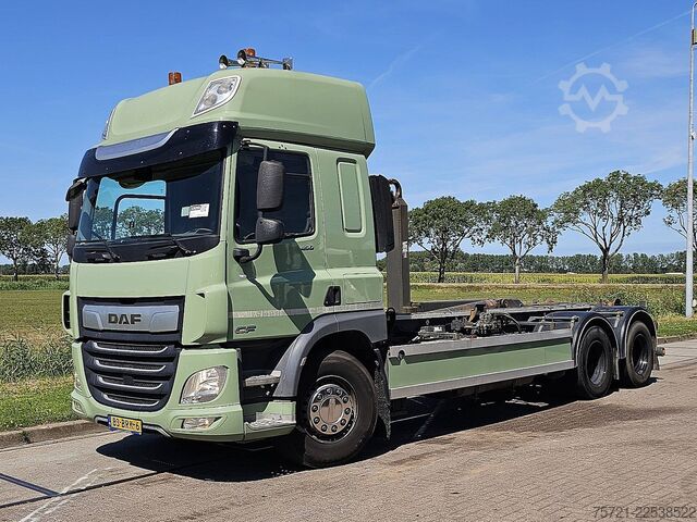 System med krogarm DAF CF 450 FAS