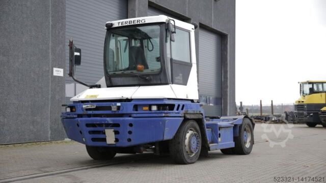 Terminal tractor Terberg RT222