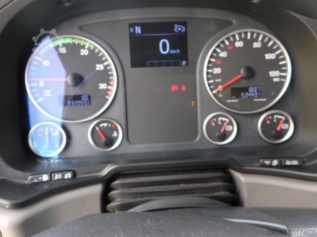 Camion cu platformă și prelată MAN TGM 15.250 4x2 Pritsche/Schiebeplane Klima