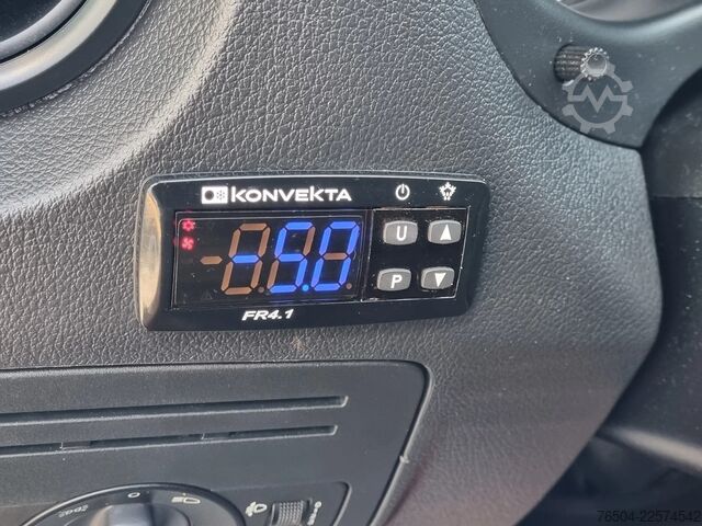 Furgoneta frigorífica Mercedes-Benz Vito 114 CDI Koelwagen Konvekta -5' C ST 230V E...
