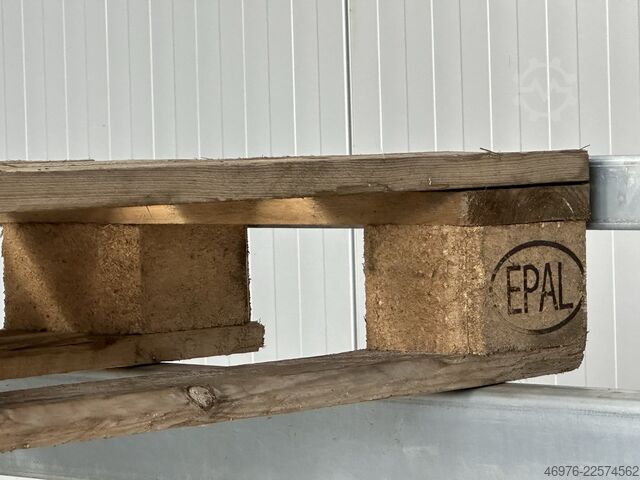 Munkaszélesség: 2700 mm / Profil: 50x50x2 mm Durchschubsicherung für Palettenregale Rechteckrohr Stahl Stahlrohre Regal
