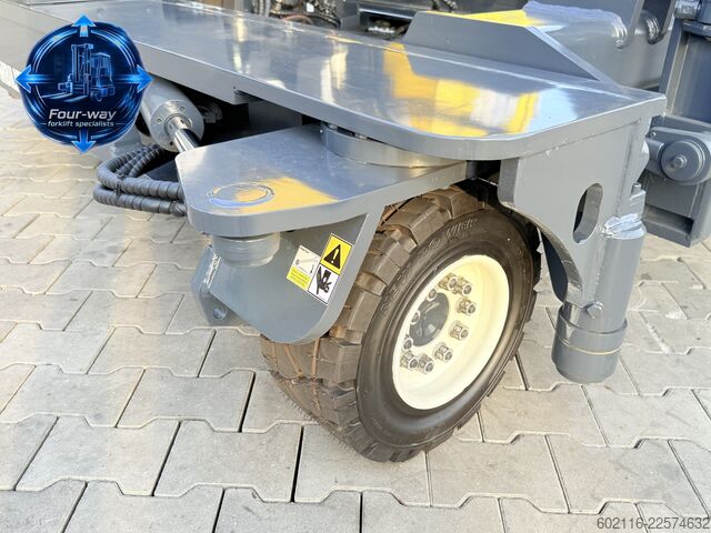 Fyrvägstruck Combilift C4000 DIESEL TRIPLEX 6000 FORK POSITIONE