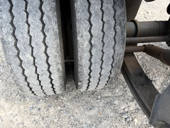 Remolque con chasis intercambiable SOMMER Verzinkte Lafetten Zwillingsreifen 17,5