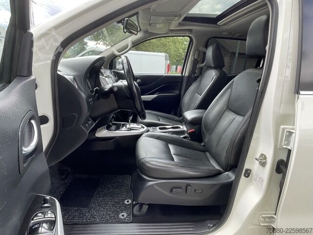 Pick-up nissan Navara 2.3 dCi Tekna NP300 *Navi*360°*Leder