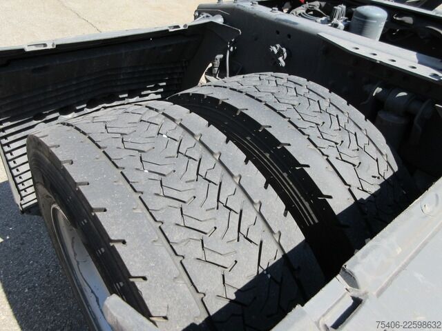 Standard SZM man TGX 18.430 SZM Low Deck, Retarder, Motorschaden
