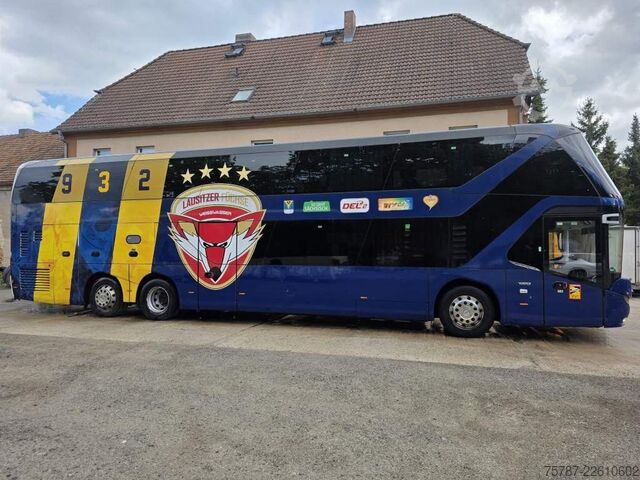 Emeletes autóbusz NEOPLAN Skyliner,81+1+1,Hochdruckkühler neu  ZF Intarder