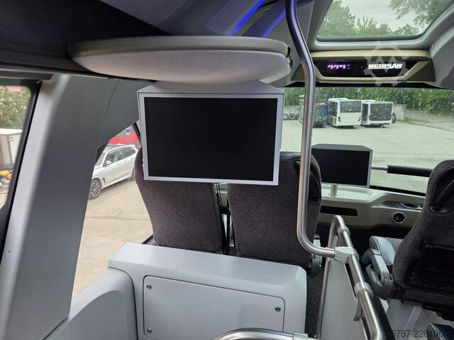 Emeletes autóbusz NEOPLAN Skyliner,81+1+1,Hochdruckkühler neu  ZF Intarder