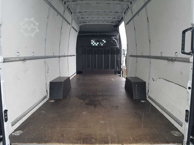Duba panelată IVECO Daily 35 S16 A8 V *Klima*Automatik*L4.100mm*