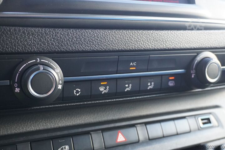 Skåpbil Citroën Jumpy 2.0 BlueHDI L2 144PK EURO 6 - Airco - Nav...