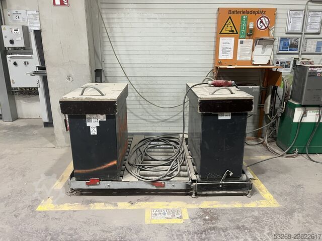Tvärsittande staplare Hubtex EFP 90/23-So.