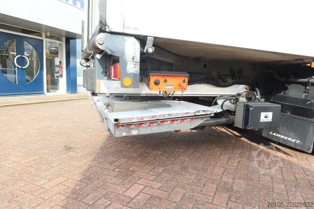 Kyld/fryst transport DAF CF 320 Bak + Dhollandia 2000kg klep, Carrier Si...