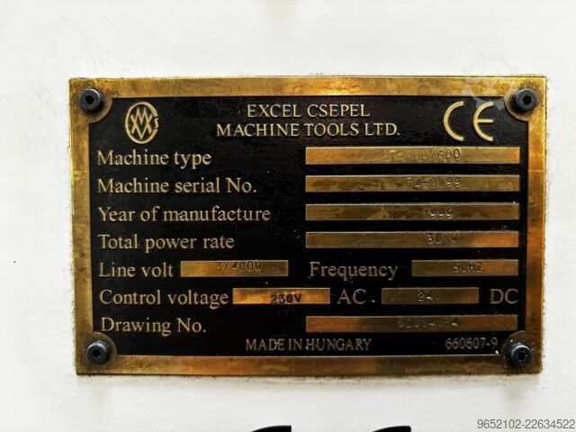 Draaibank Excel-Csepel DFS 380 (type Excel-Csepel DFS 380 (T-400/600)
