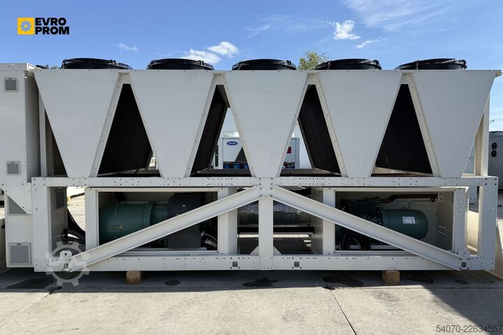 Hűtőgép New Industrial Chiller Systemair - 443 KW | With warranty