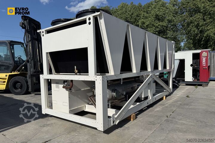 Hűtőgép New Industrial Chiller Systemair - 443 KW | With warranty