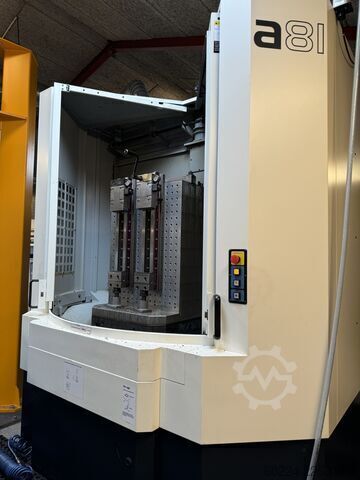 Vízszintes megmunkálóközpont Makino a81