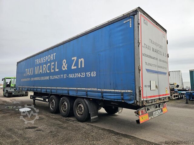 Vorhang seitlich Kögel SN 24/ STANDARD/SAF DISC +SLIDING ROOF .