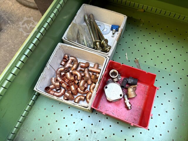 Werkstattwagen mit Inhalt nan nan