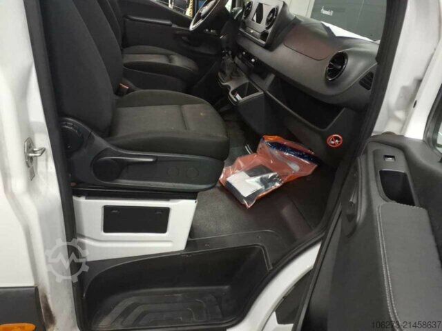 Bestelwagen Mercedes-Benz Sprinter 317 CDI Kombi,Rollstuhllift,8Sitze