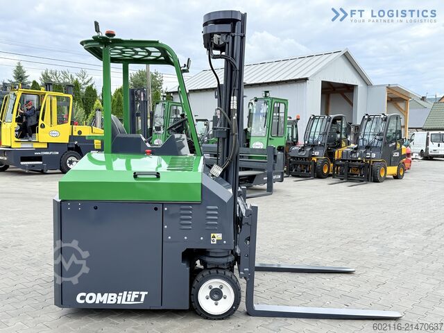Négyirányú targoncát COMBILIFT CBE2500 TRIPLEX 5500 FORK POSITIONER