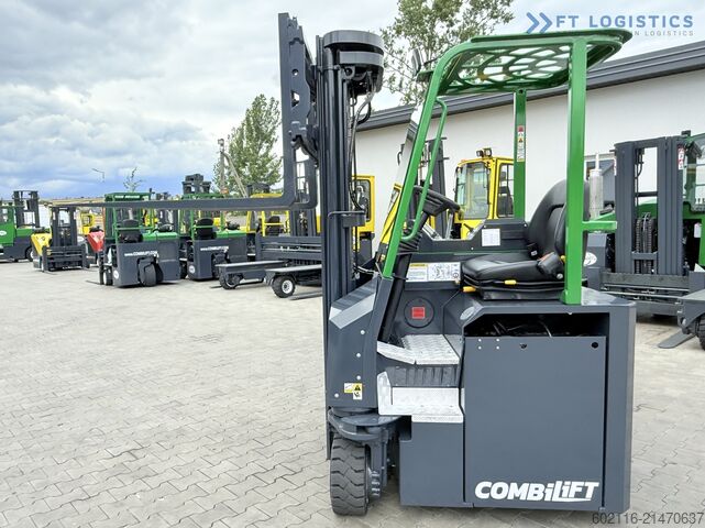 Négyirányú targoncát COMBILIFT CBE2500 TRIPLEX 5500 FORK POSITIONER