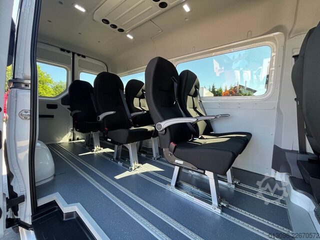 Μίνι λεωφορείο VW CRAFTER 2.0 TDI 9 SITZER AUTOMATIK KLIMAAUTO PDC