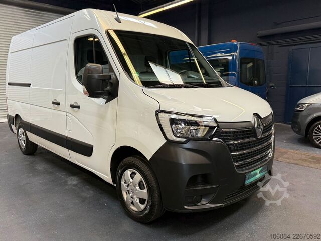 Bestelwagen RENAULT Master Kasten L2H2 Klima Tempomat R-CAM AHK 2,5T