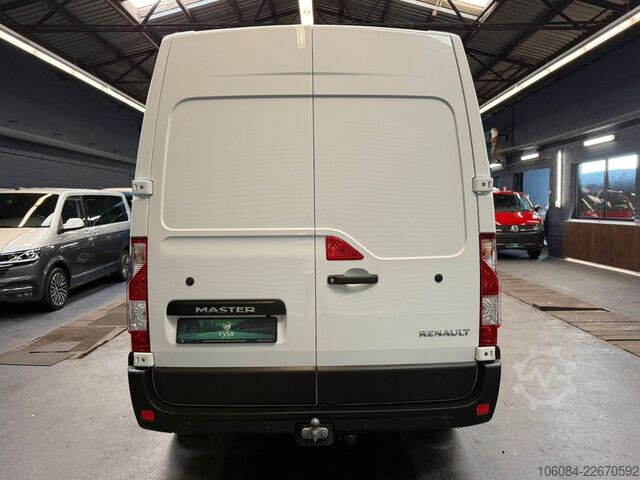 Bestelwagen RENAULT Master Kasten L2H2 Klima Tempomat R-CAM AHK 2,5T