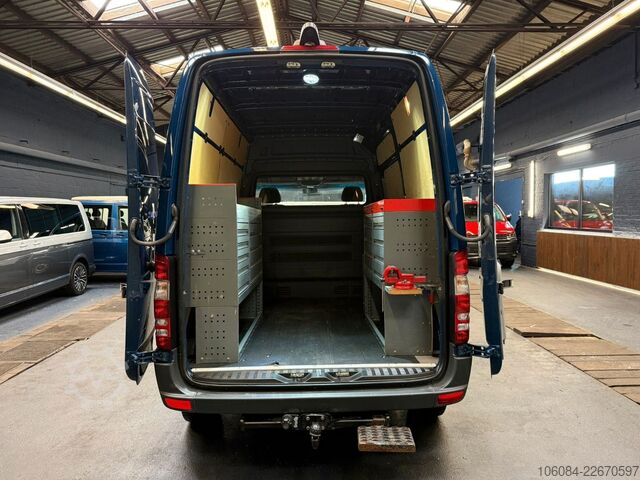 Dodávka s vysokou střechou MERCEDES-BENZ Sprinter 319 3,0l L1-H2 Autom. AC STHZ AHK 3,5T