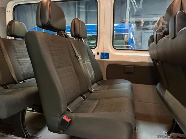 Minibus MERCEDES-BENZ Sprinter Kombi L2-H2 9 Sitze Klima Standh 1.Hand