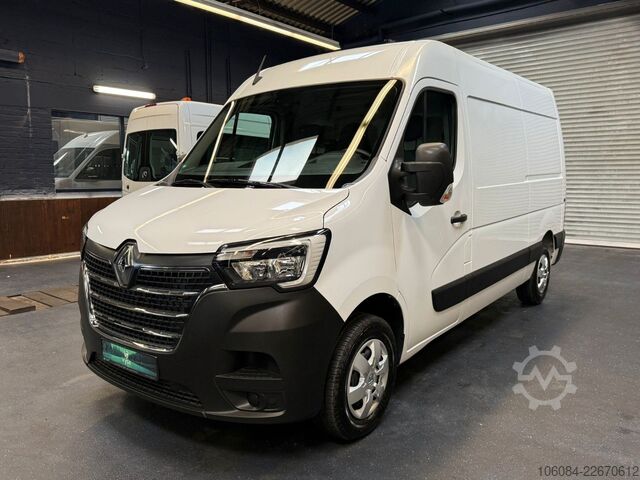 Magas tetős furgon RENAULT Master Kasten L2H2 Klima Tempomat R-CAM AHK 2,5T